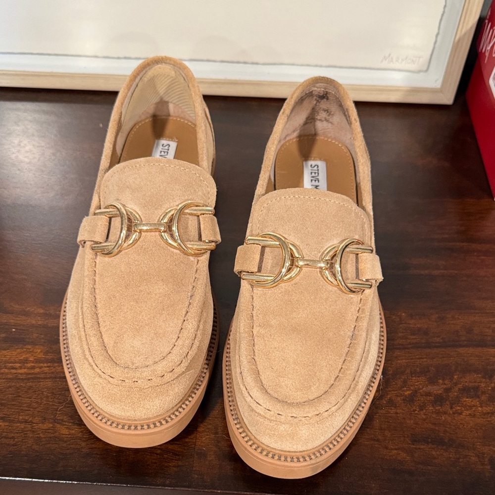 Steve Madden Tan Loafers with Gold Accents